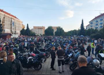 E1d80bcd 9600 4e13 8264 6eeff9d228c7